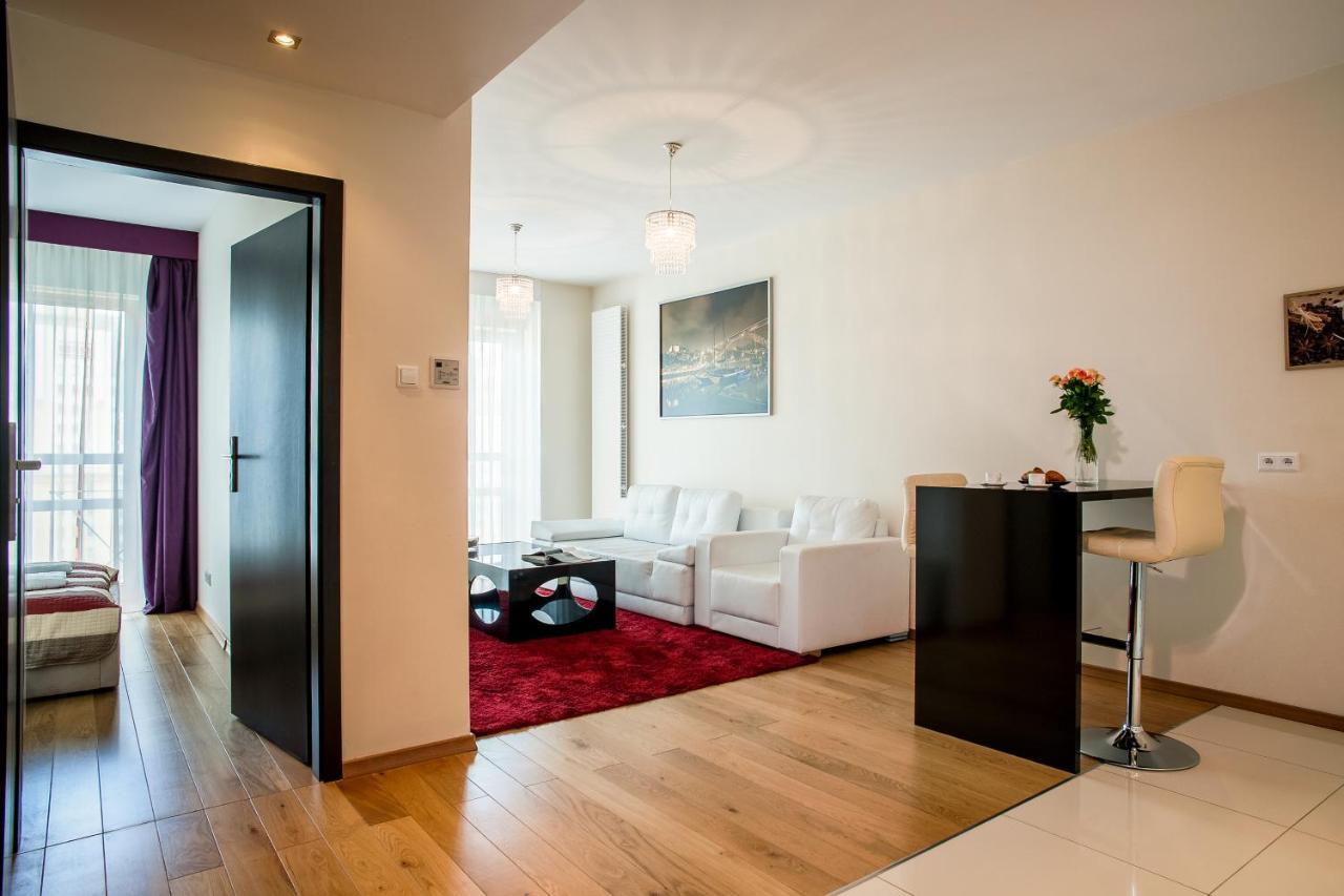 Platinum Towers Luxury Apartments وارسو المظهر الخارجي الصورة